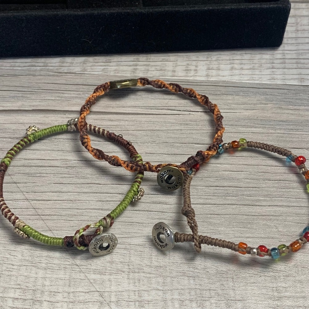 Wakami Set of 3 Woven Macrame Beaded Bracelets Boho Stackable Brown Green Orange - Picture 3 of 6